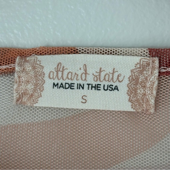 Altar’d State Pink and Brown Mesh Long Sleeve Top - Picture 2 of 4